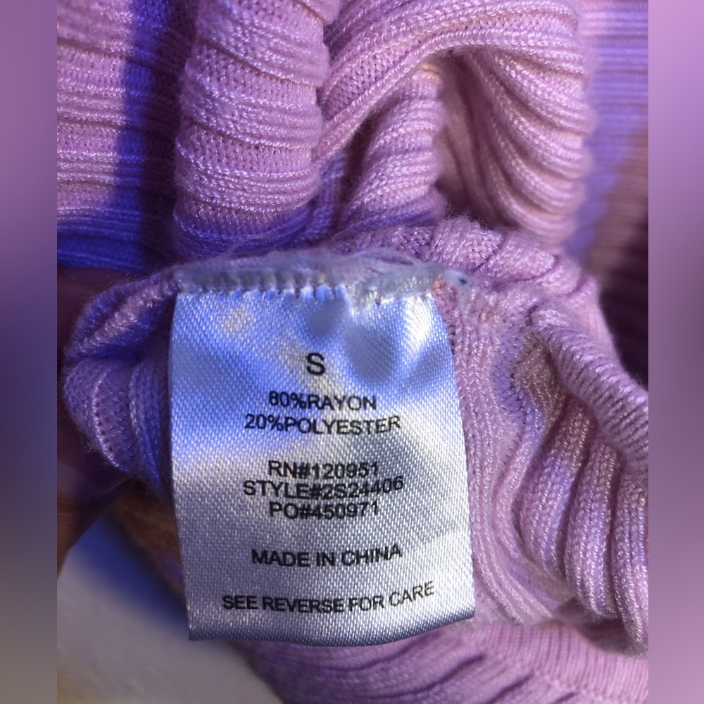 Pink Open back Sweater - Picture 3 of 3
